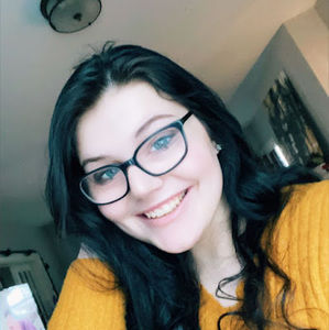 Meet your Posher, Olivia